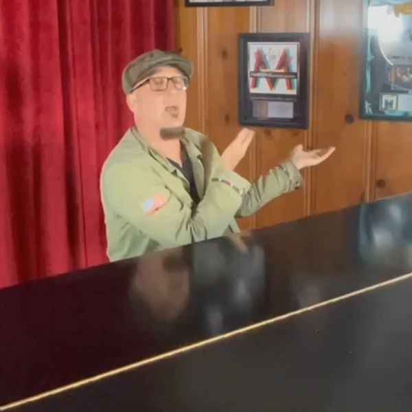 Mark Renk coaching at the piano